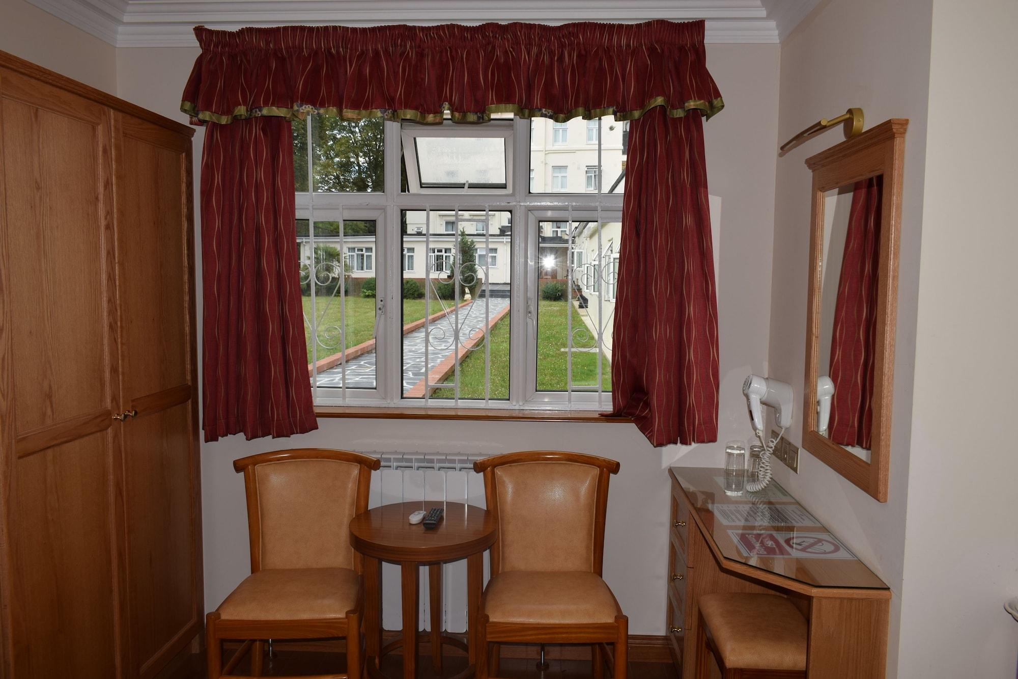 โรงแรมลีห์แฮม คอร์ท ลอนดอน ภายนอก รูปภาพ